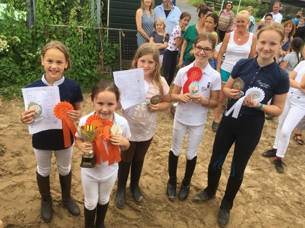 cd928fd8_a778_47d9_ab66_21a40000101f.jpg cd928fd8_a778_47d9_ab66_21a40000101f.jpg